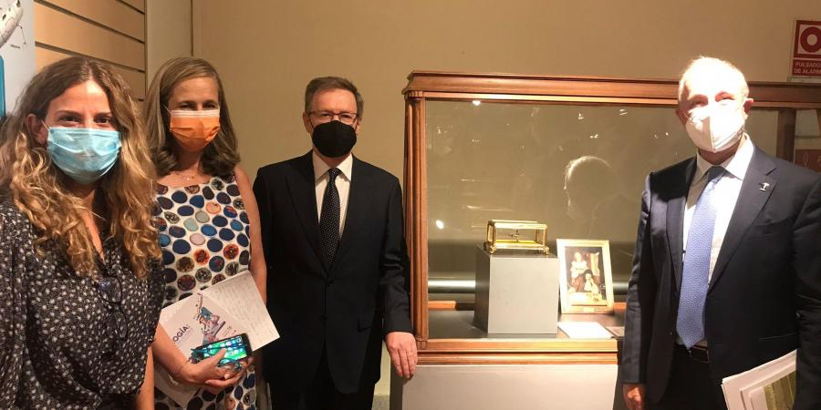 La colección particular de microscopios del Dr. Tomás Camacho, en dos exposiciones científicas en Madrid